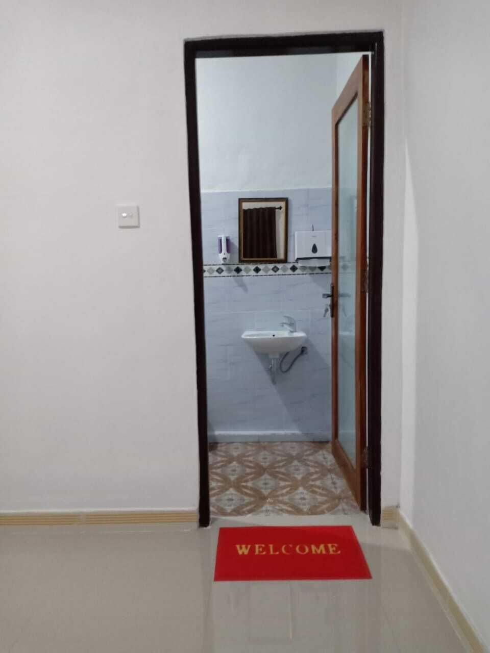 Deluxe Double Room | Bathroom sink