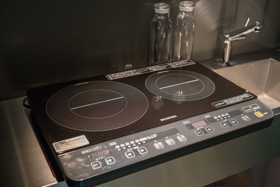 Fridge, microwave, stovetop, electric kettle