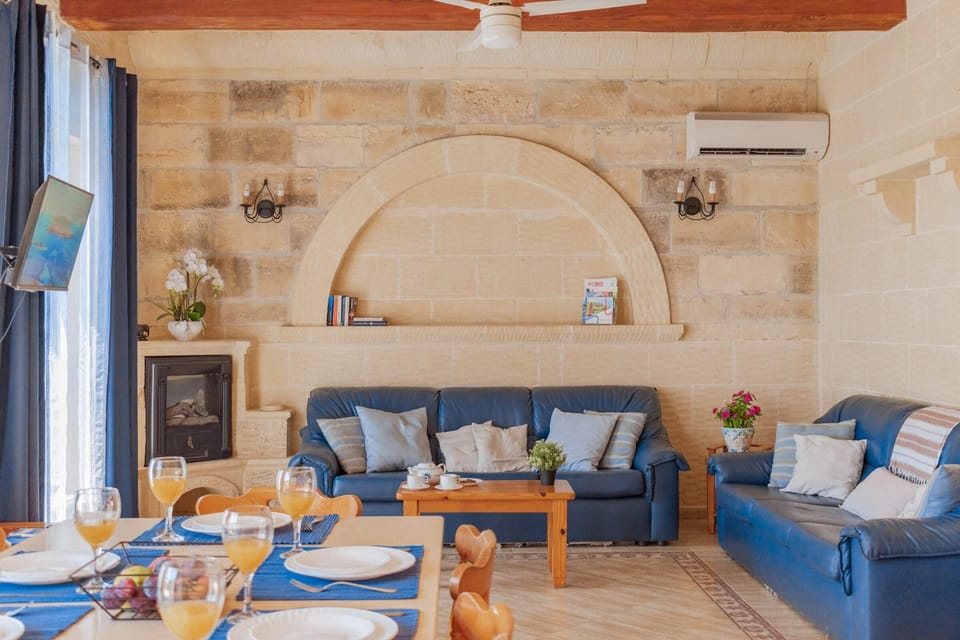 Villa | Dining