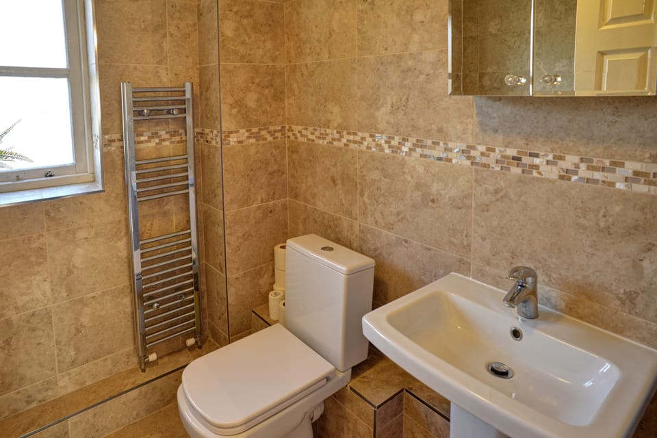 London Excel 3bed House Sleeps 6 - Car Park for 2 House in London