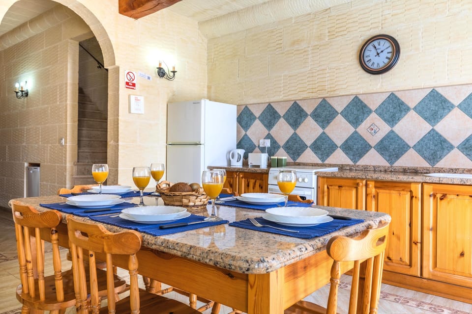 Villa | Dining