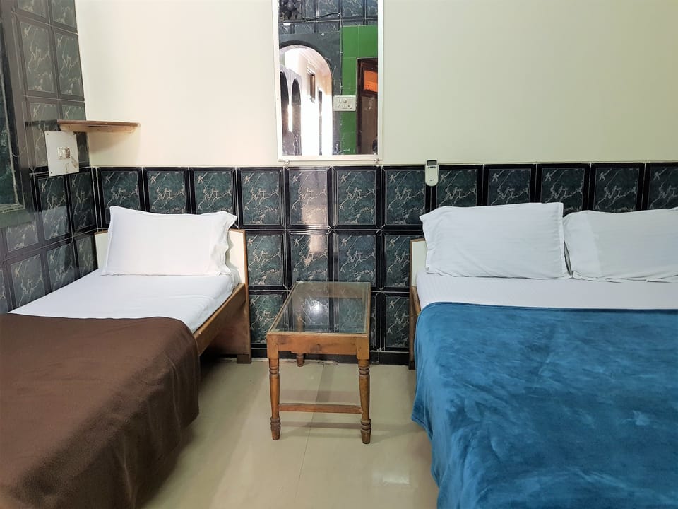 Deluxe Triple Room, Multiple Beds | Free WiFi