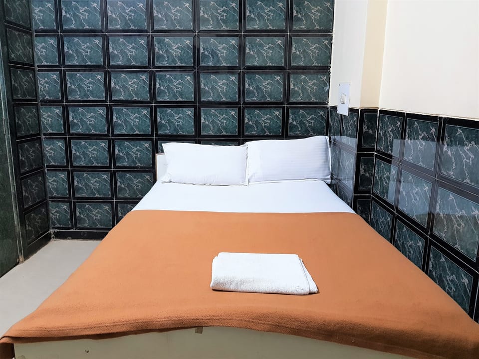 Standard Double Room, 1 Queen Bed | Free WiFi
