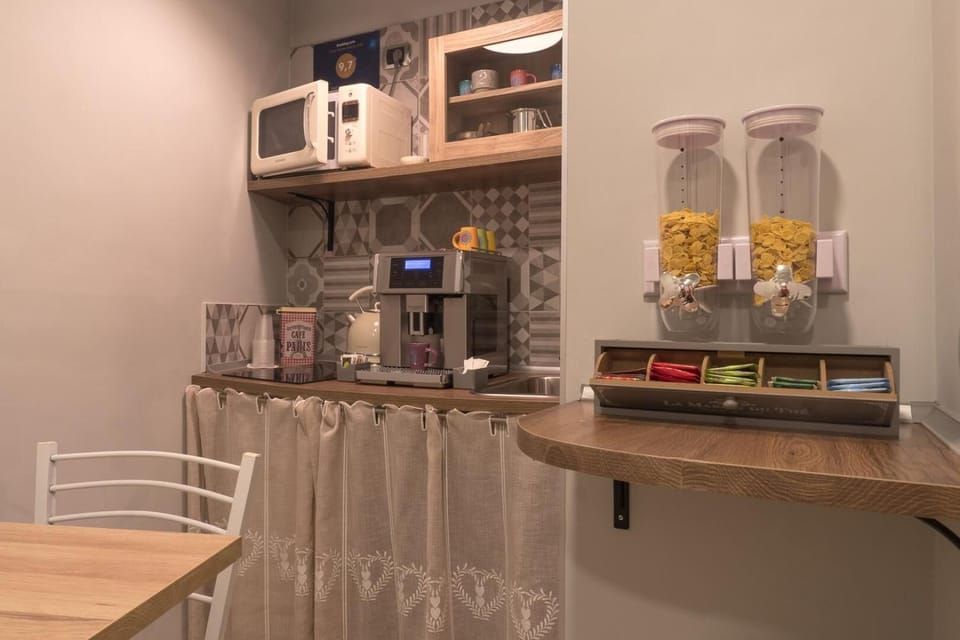 Mini-fridge, microwave, stovetop, espresso maker