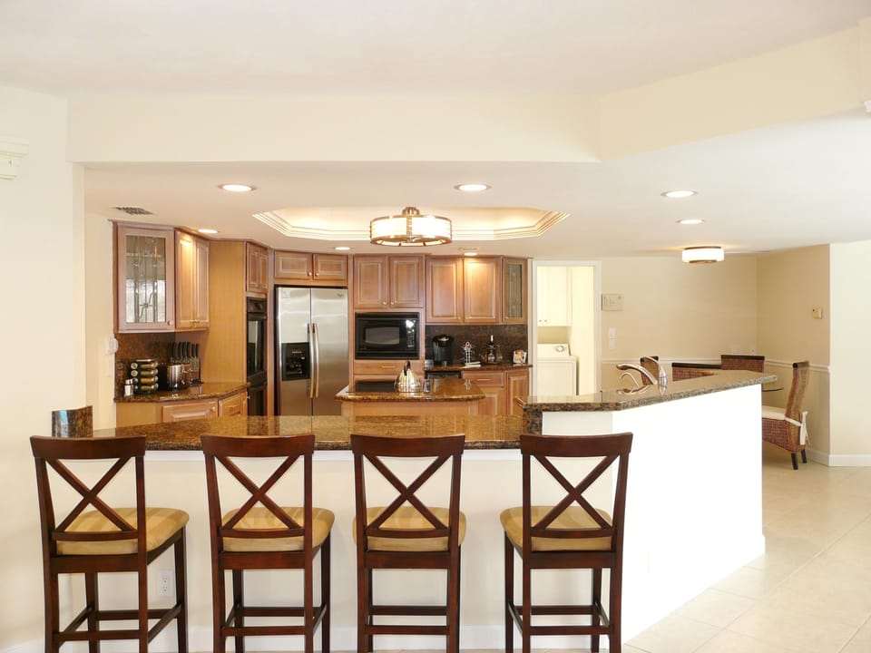 House, Multiple Beds (Delightful home with pool and direct ) | Private kitchen | Fridge, microwave, oven, dishwasher