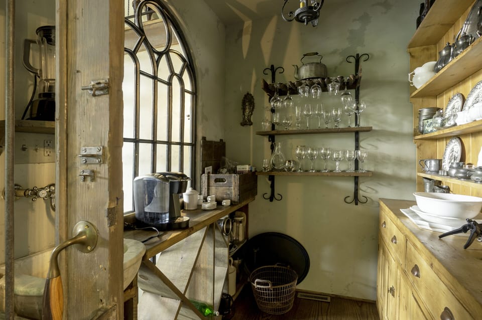 Walk in pantry in kitchen