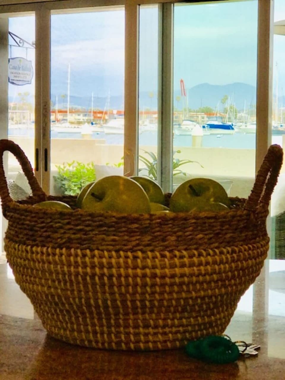 CASA 231 WATER VIEWS FROM DINING BAR