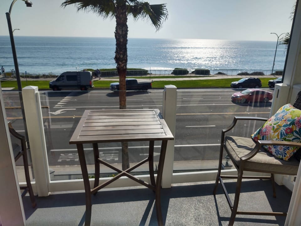 Master Bedroom Balcony