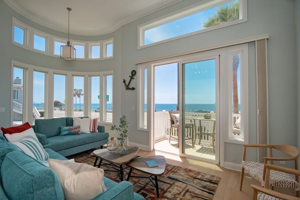Living room, Waterside view