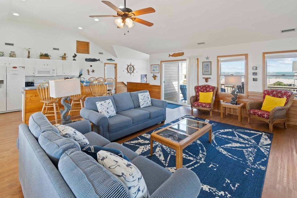 Surf-or-Sound-Realty-825-Treasure-Island-Great-Room-3