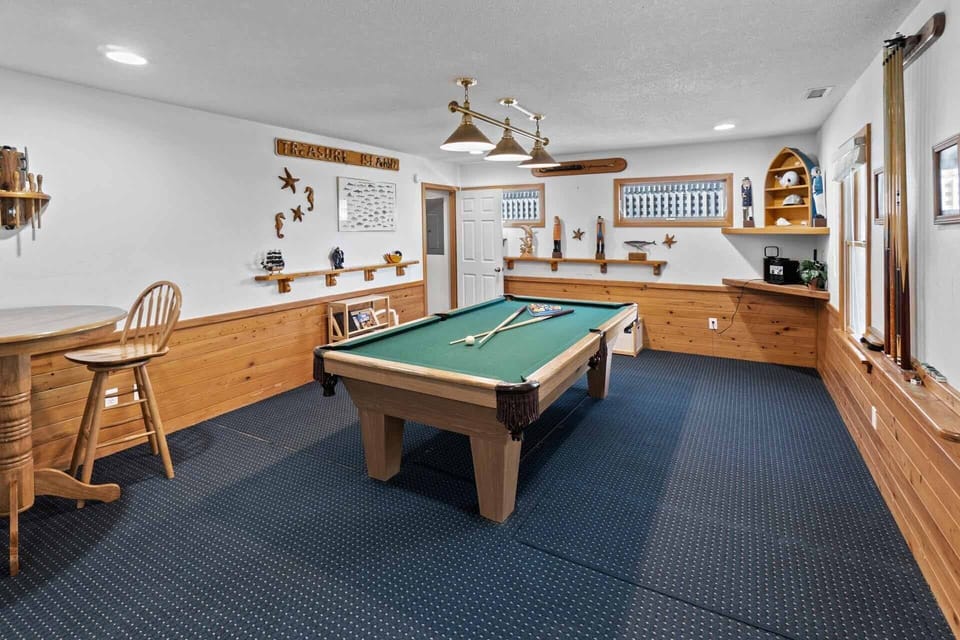 Surf-or-Sound-Realty-825-Treasure-Island-Game-Room-1