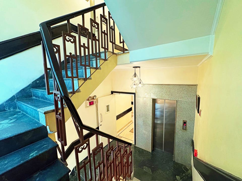 Elevator