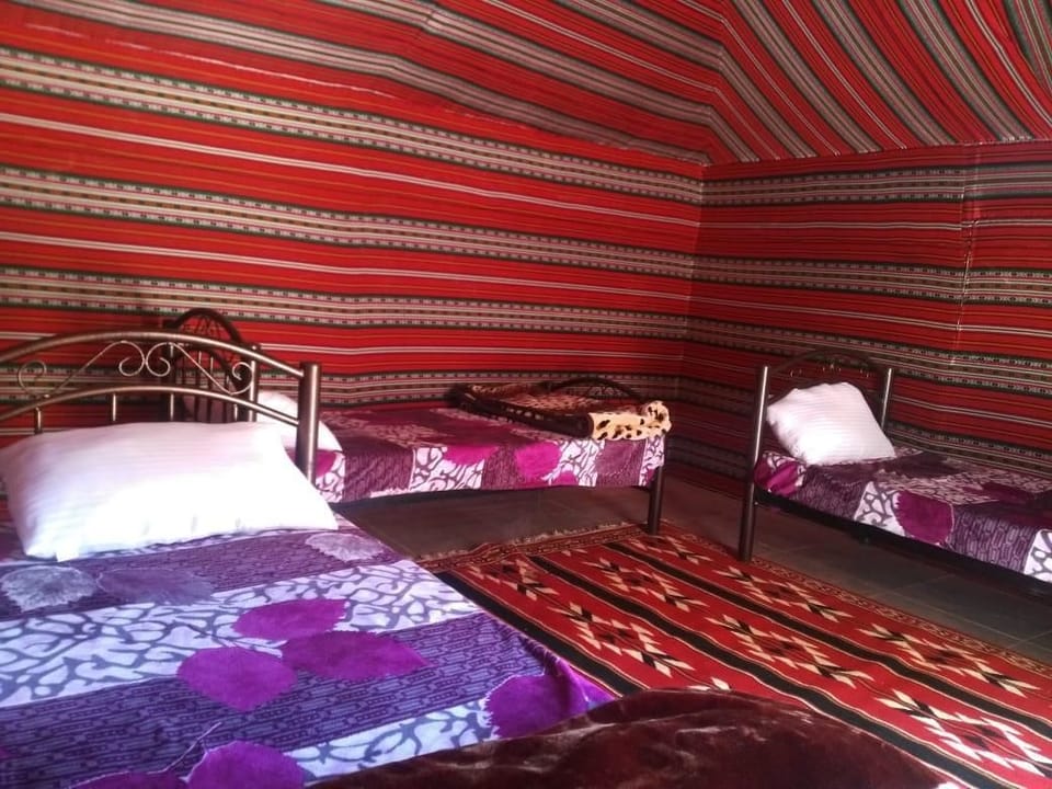 Family Room | Bed sheets
