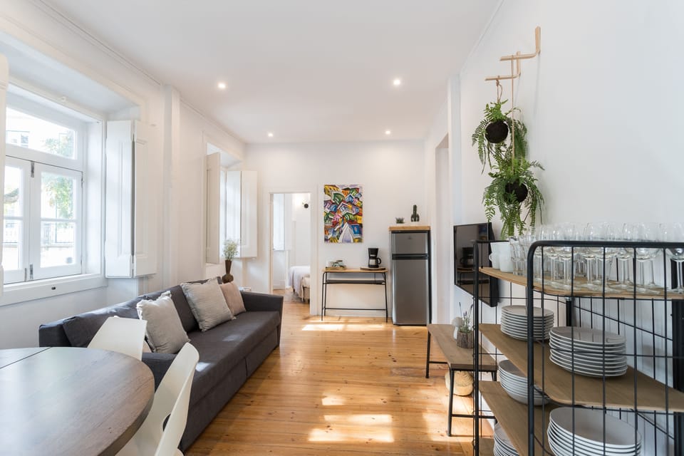 Alfama Tale 4 Bedroom Apartment wtih River View, by LU Holidays Apartment in Lisbon