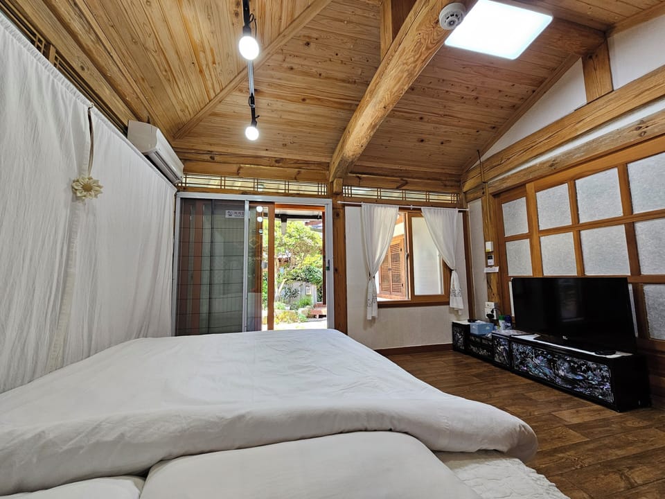 House, 3 Bedrooms | Free WiFi