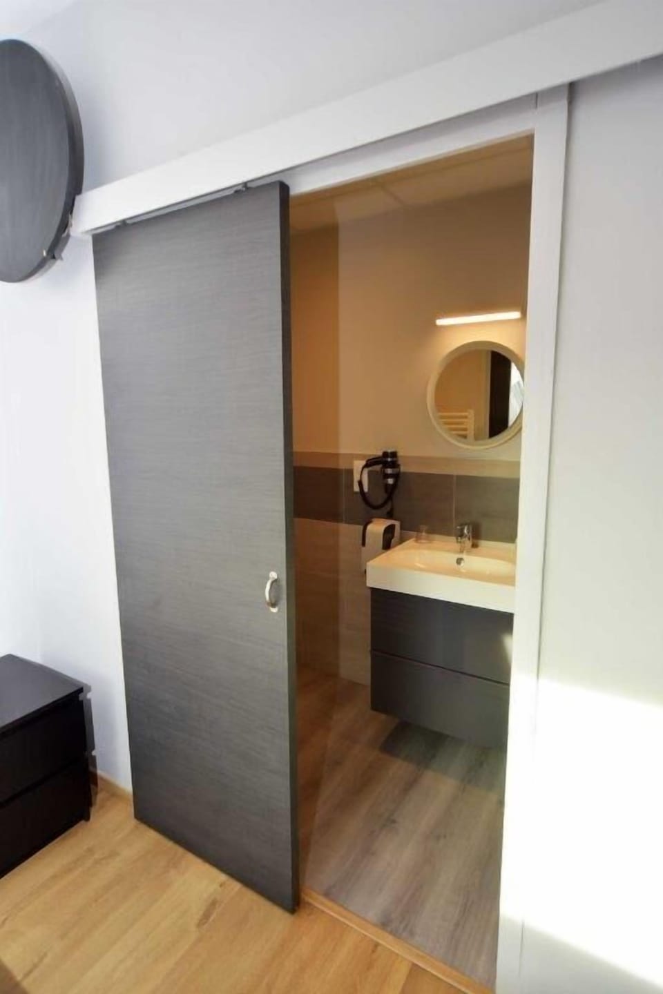 Double Room | Bathroom sink