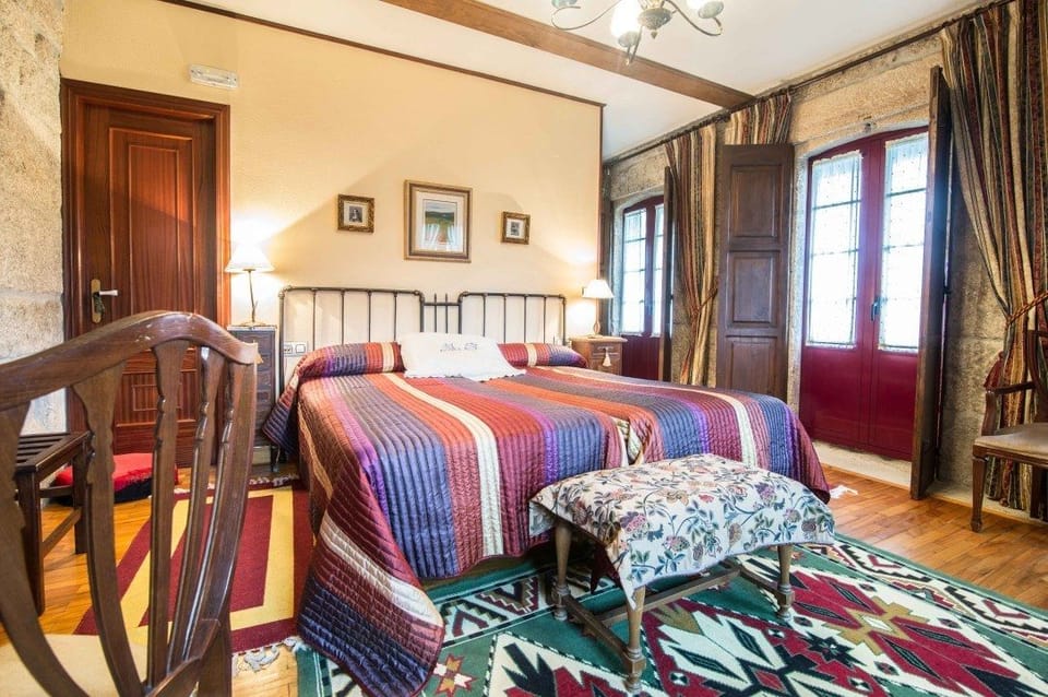 Superior Twin Room | Minibar, individually decorated, individually furnished, desk