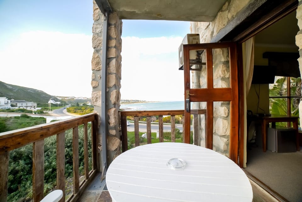 Agulhas Country Lodge Lodge in Western Cape