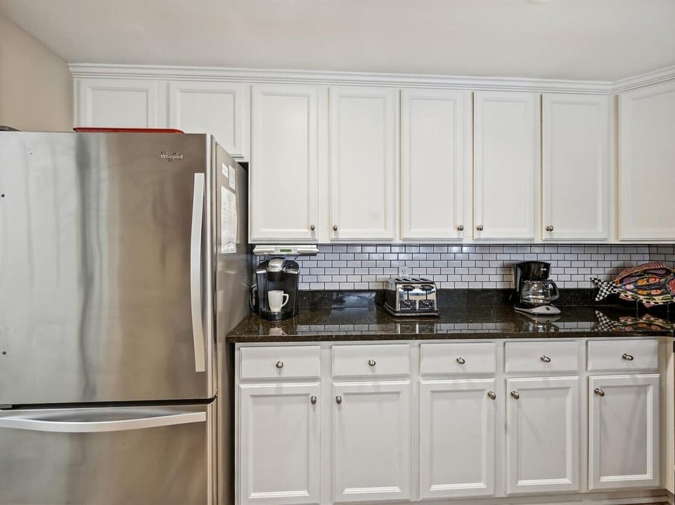 Kitchen at 206 Windsor Place