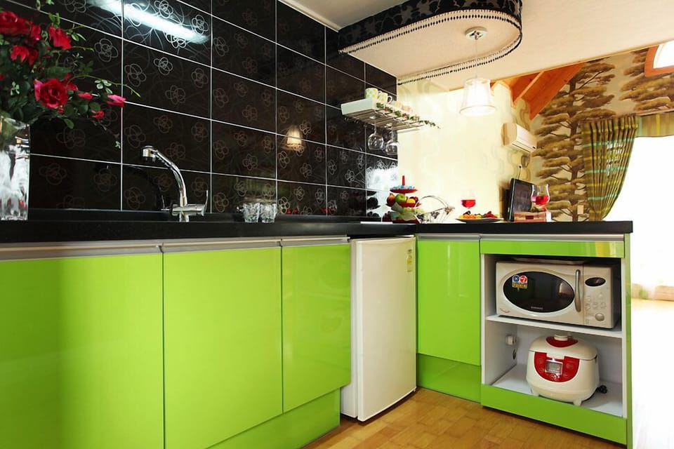 Private kitchenette