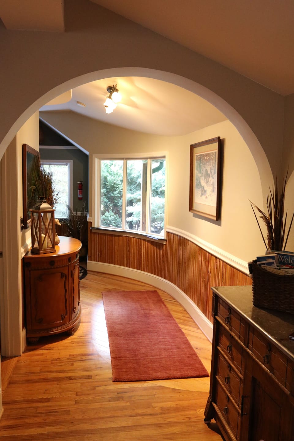 Hallway to the reading room
