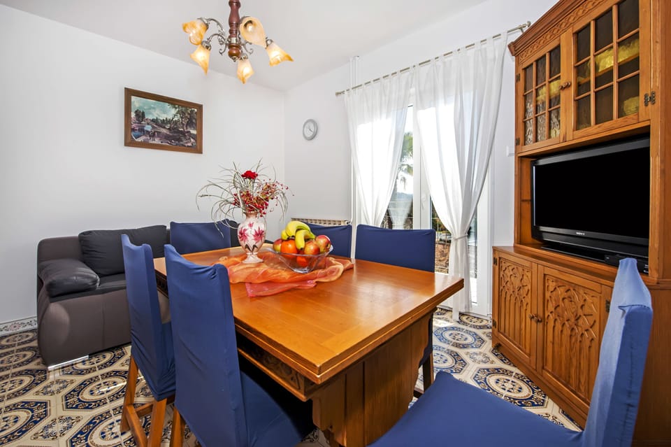 Apartment | In-room dining