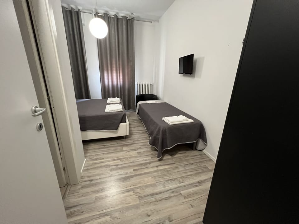 Double Room | Soundproofing, free WiFi, bed sheets