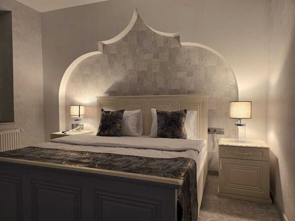 Family Room | Premium bedding, pillowtop beds, in-room safe, individually decorated