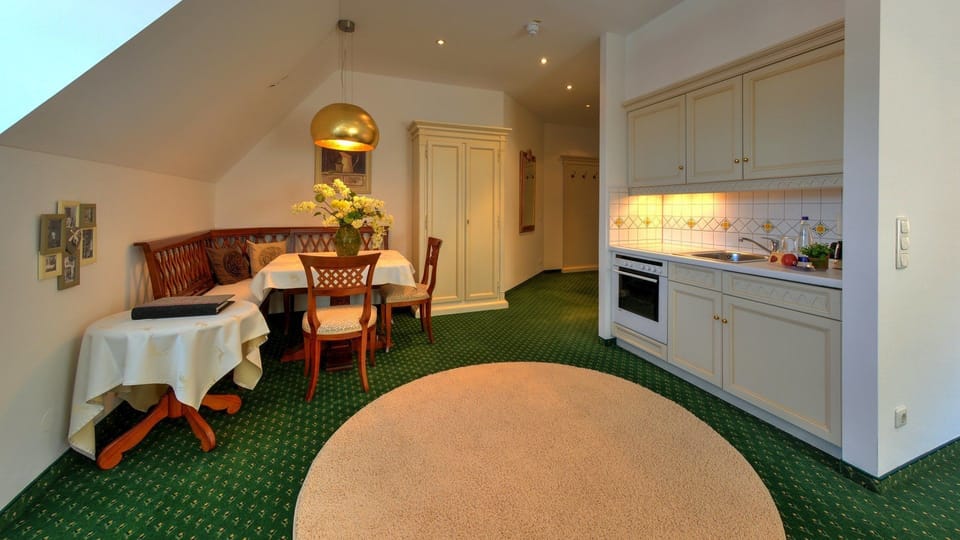 Studio | 1 bedroom, premium bedding, down comforters, individually decorated