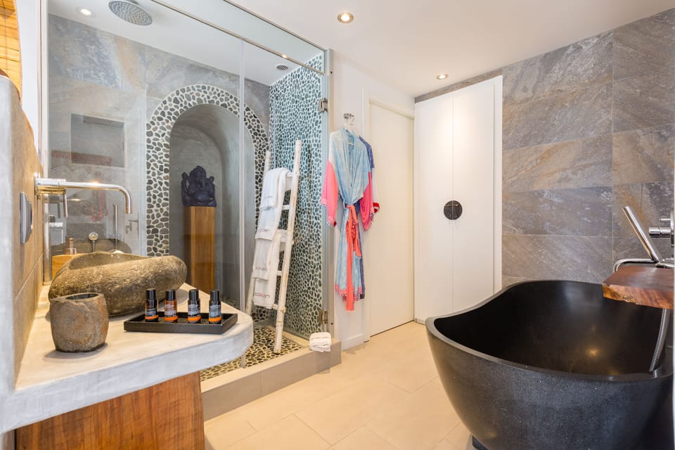 Zen Suite | Bathroom | Free toiletries, hair dryer, bathrobes, slippers