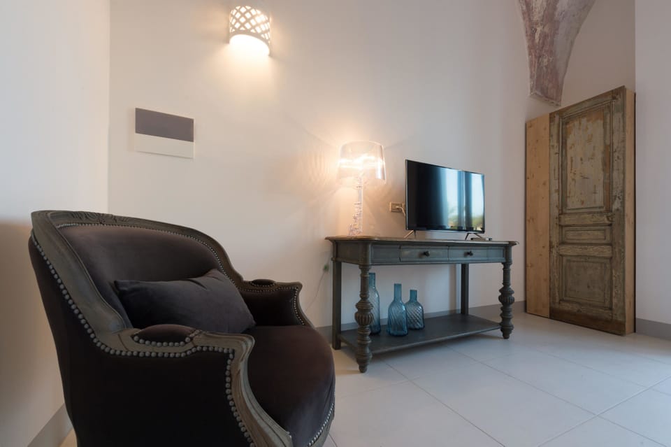 Superior Double Room, Terrace, Garden View | Room amenity