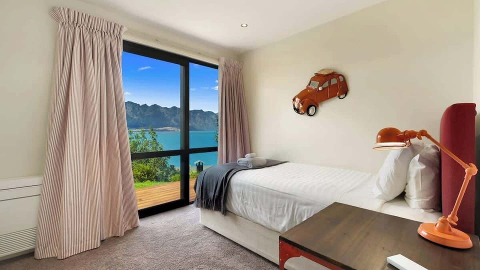 Bedroom 3 - Stunning natural outlook 