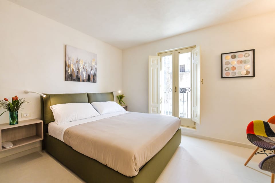 Comfort Suite, City View | 1 bedroom, minibar, soundproofing, free WiFi