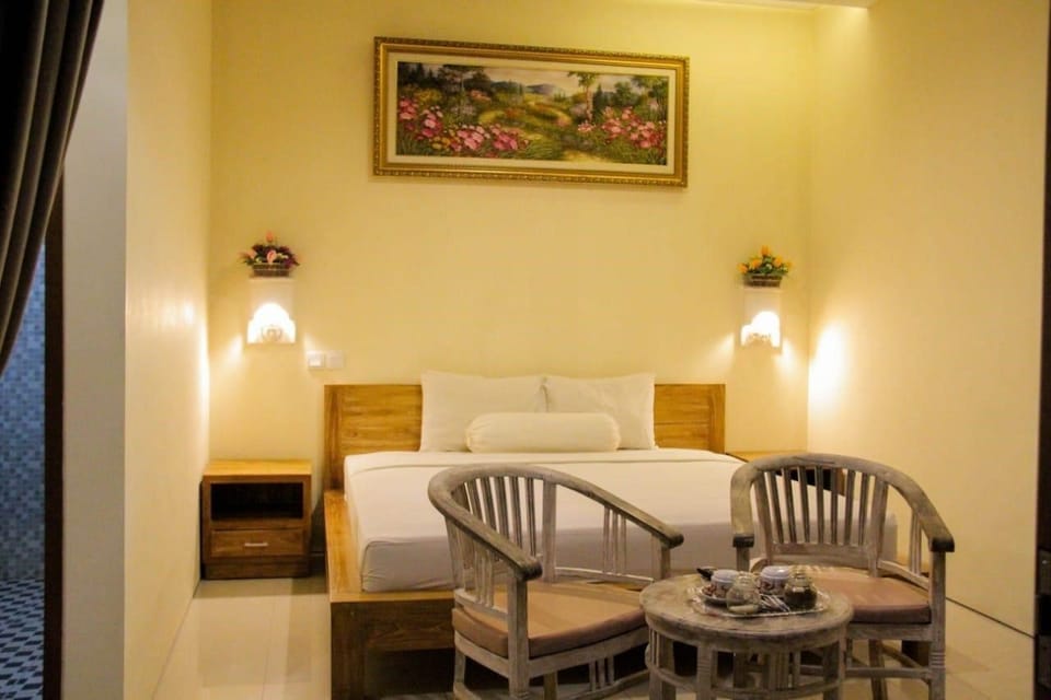 Suite, Private Pool | Desk, rollaway beds, free WiFi