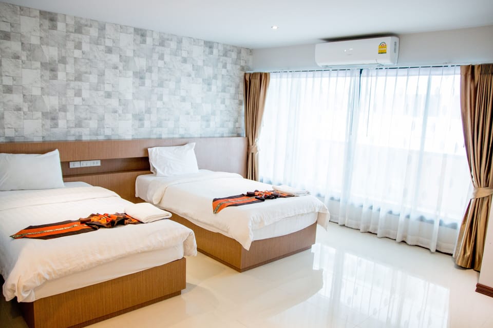 Superior Room | Blackout drapes, soundproofing, free WiFi, bed sheets