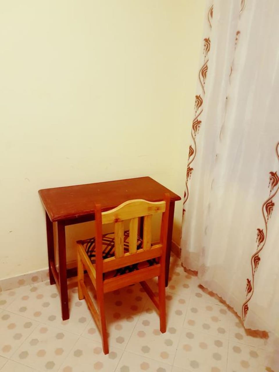 Twin Room | Room amenity
