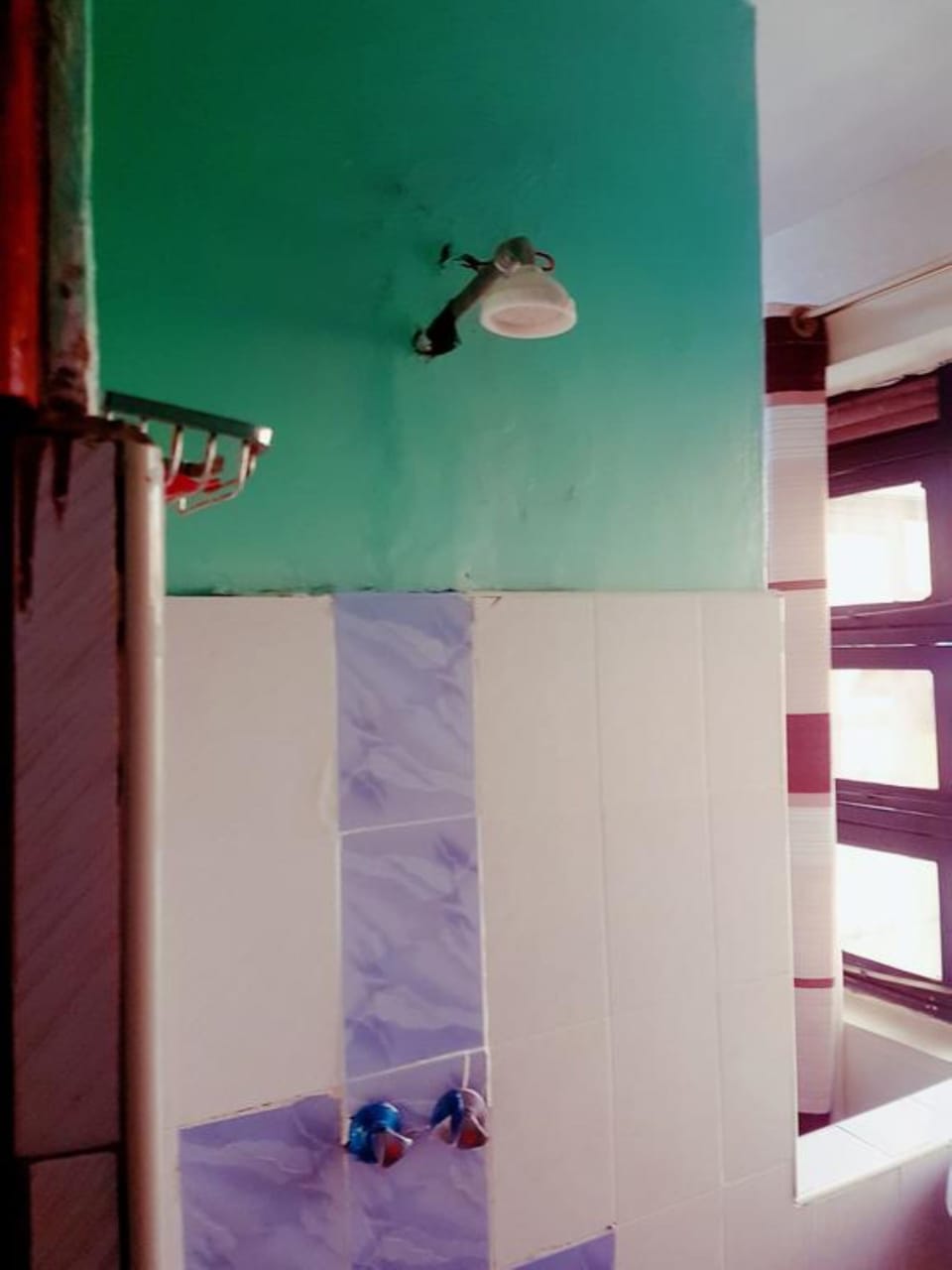 Superior Double Room | Bathroom shower