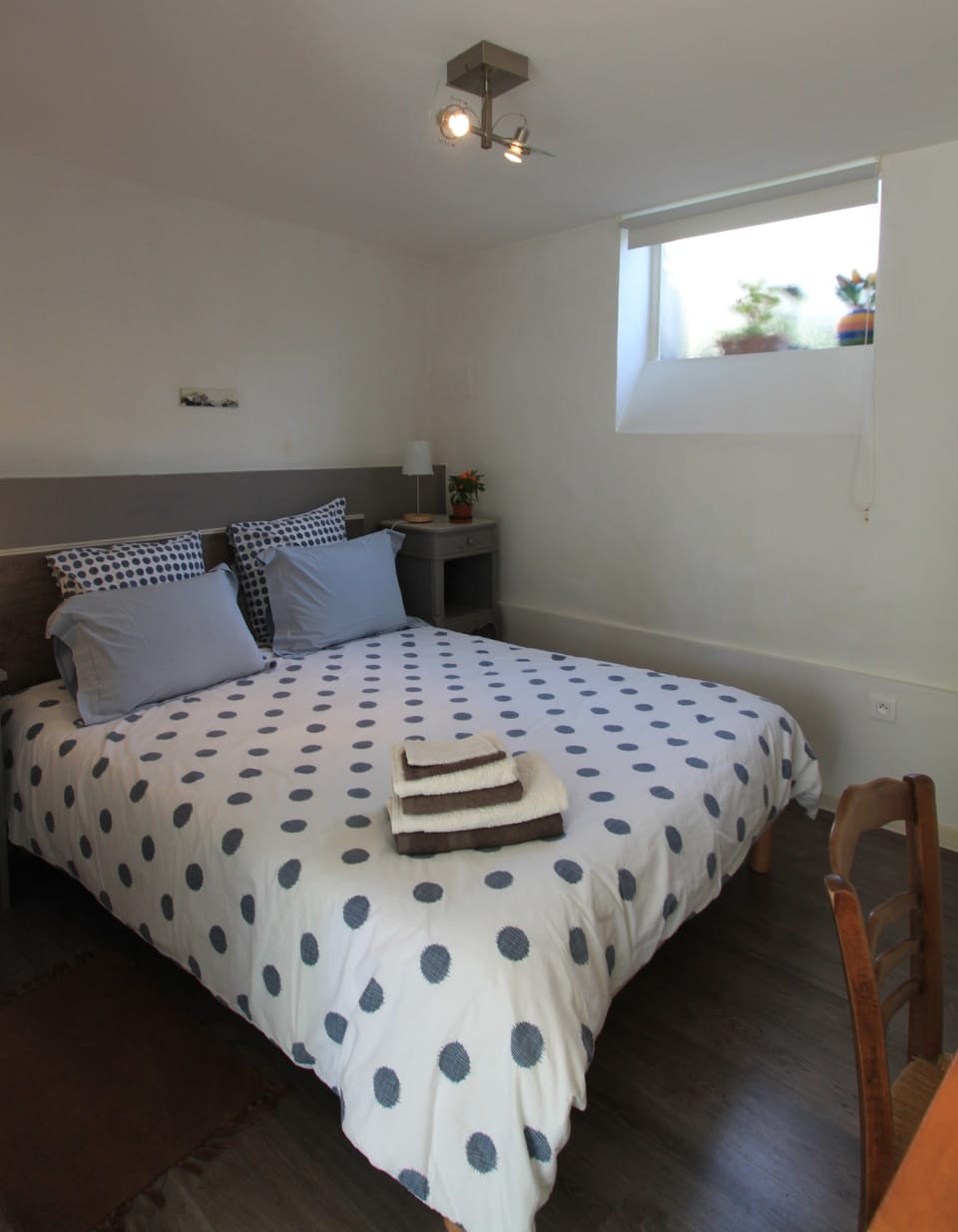 Double Room | Desk, soundproofing, iron/ironing board, free cribs/infant beds
