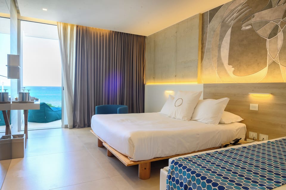 Superior Suite | Premium bedding, down comforters, memory foam beds, minibar