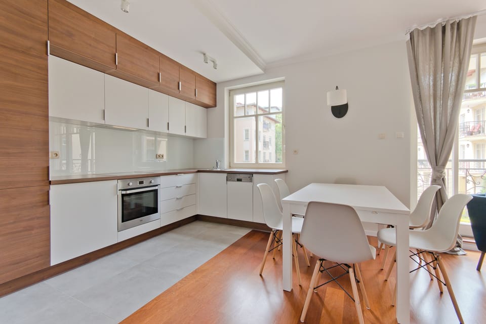 Apartment | Private kitchen | Fridge, oven, stovetop, dishwasher