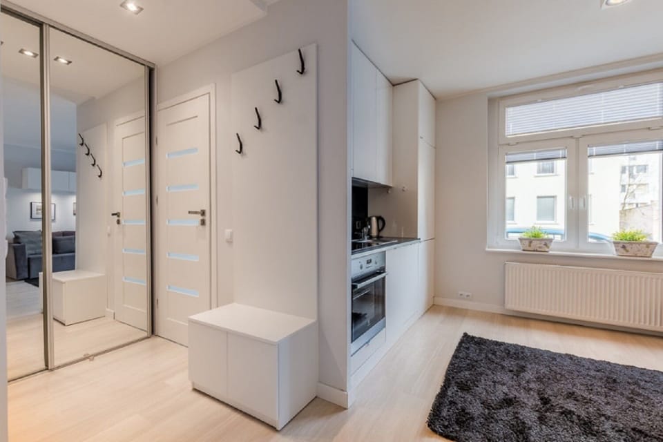 Apartment | Living room | Flat-screen TV