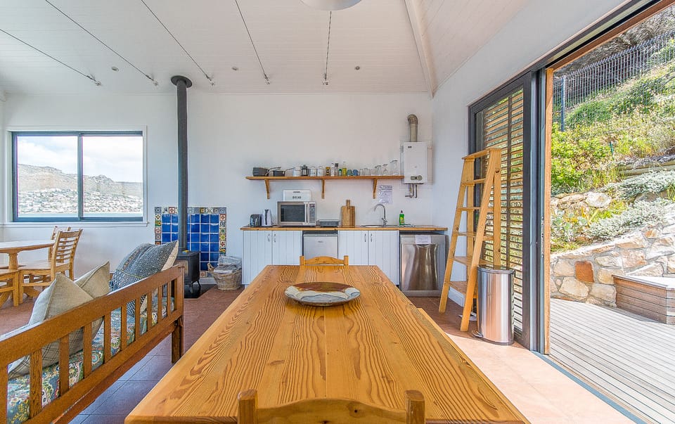 Fridge, stovetop, dishwasher, electric kettle