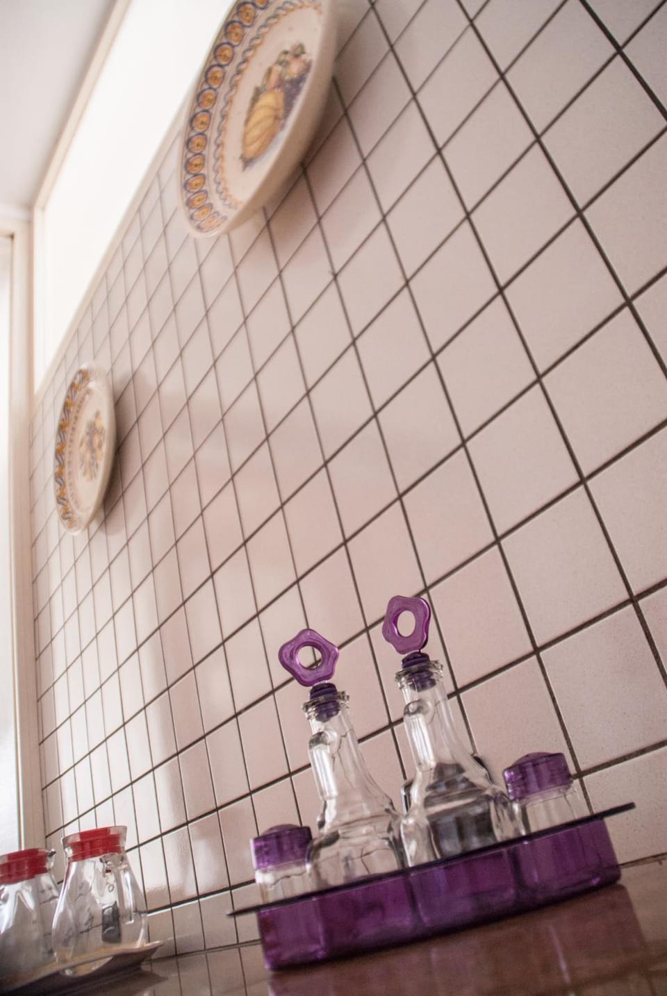 Shower, free toiletries, hair dryer, bidet