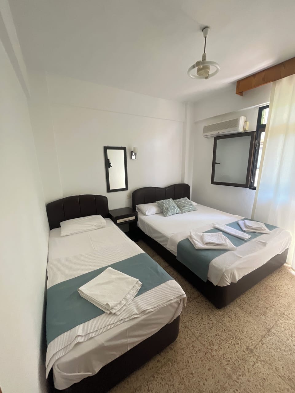 Triple Room | Bed sheets
