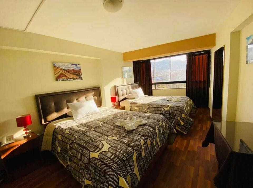 Twin Room, 2 Twin Beds | 1 bedroom, in-room safe, free WiFi, bed sheets