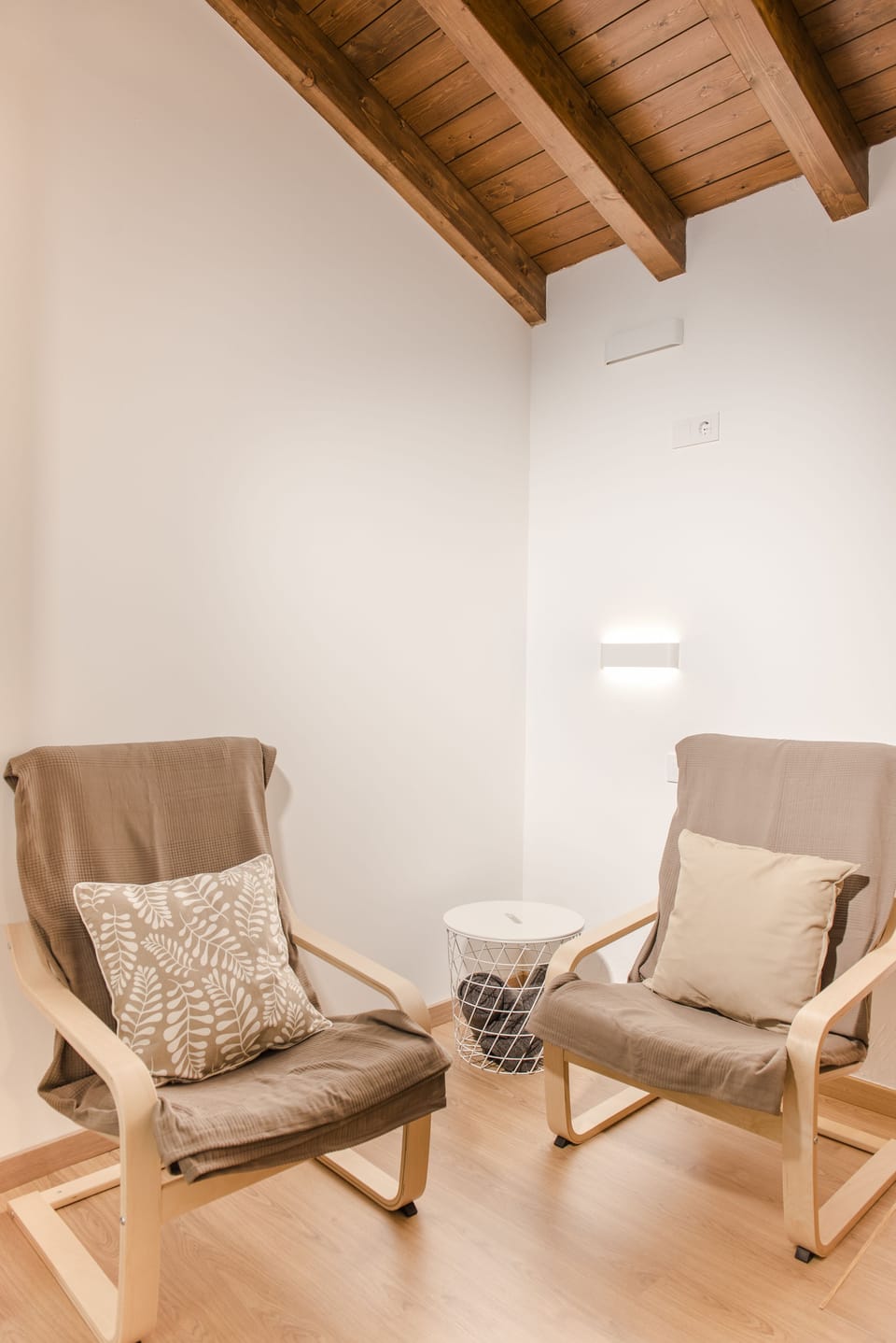 Shared Dormitory, Shared Bathroom (1 Bed in 10 Bed Dorm) | Blackout drapes, free WiFi, bed sheets