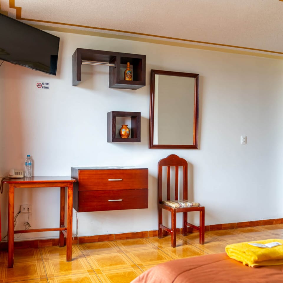 Single Room, 1 Twin Bed, City View | In-room safe, desk, WiFi (free)