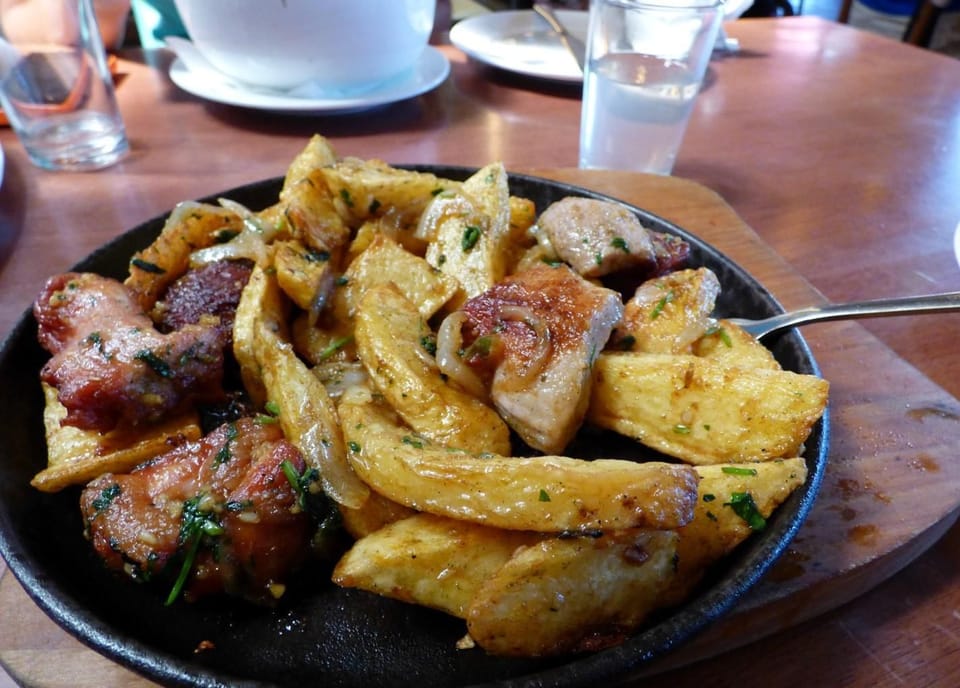 Daily cooked-to-order breakfast for a fee