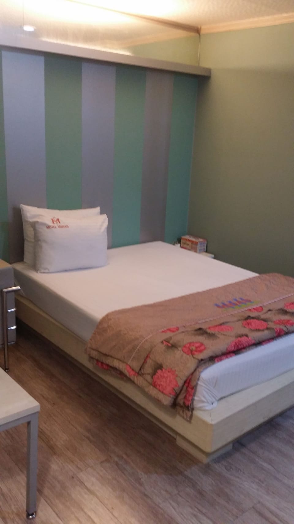 Standard Double Room | Free WiFi