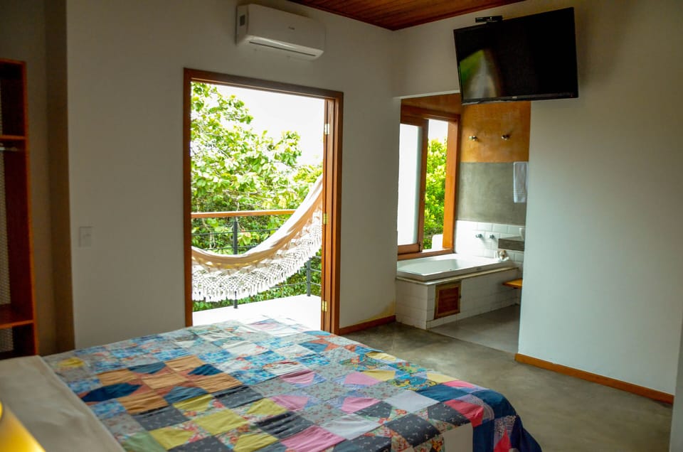 Premier Double Room, 1 Queen Bed, Balcony | Minibar, blackout drapes, iron/ironing board, free WiFi